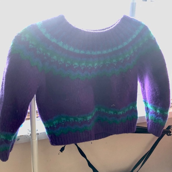 💜 VINTAGE CROPPED SWEATER 💜 - Picture 2 of 3
